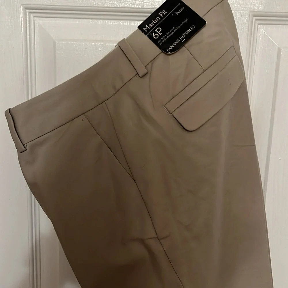 Banana Republic Tan Classic Chino Pants - Picture 2 of 7